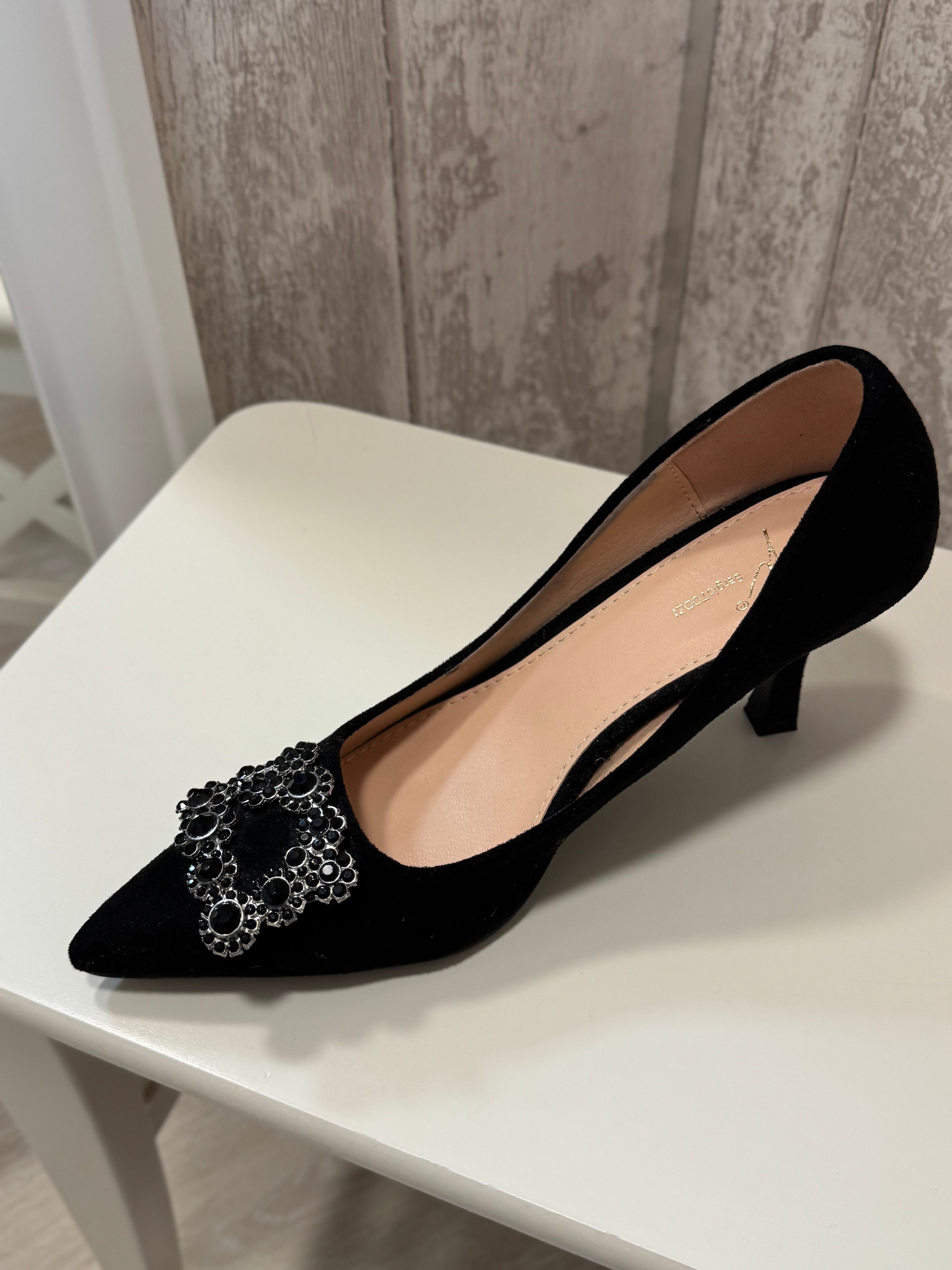 ZAPATO DE SALÓN HEBILLA