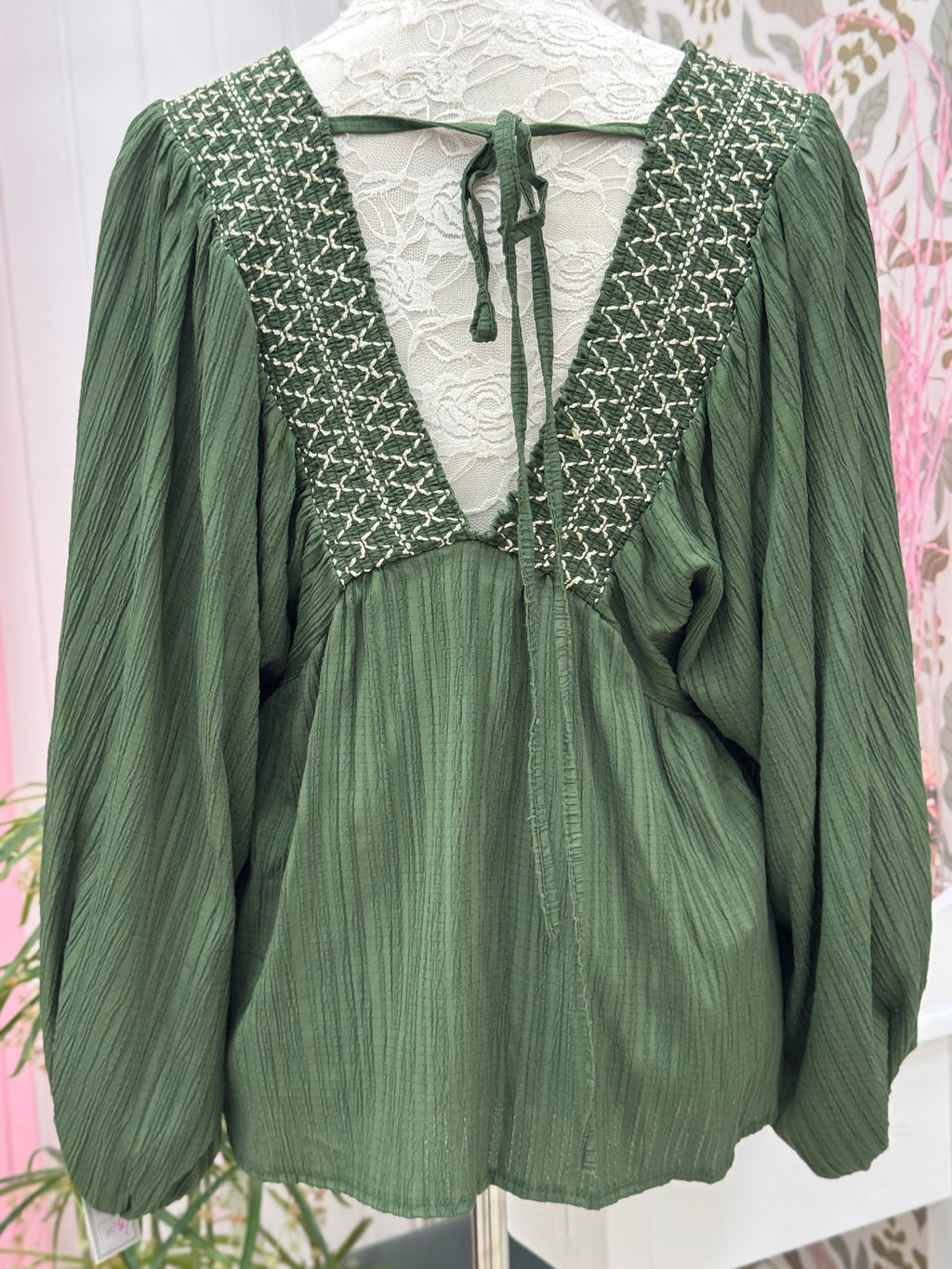 BLUSA PICO NIDO ABEJA