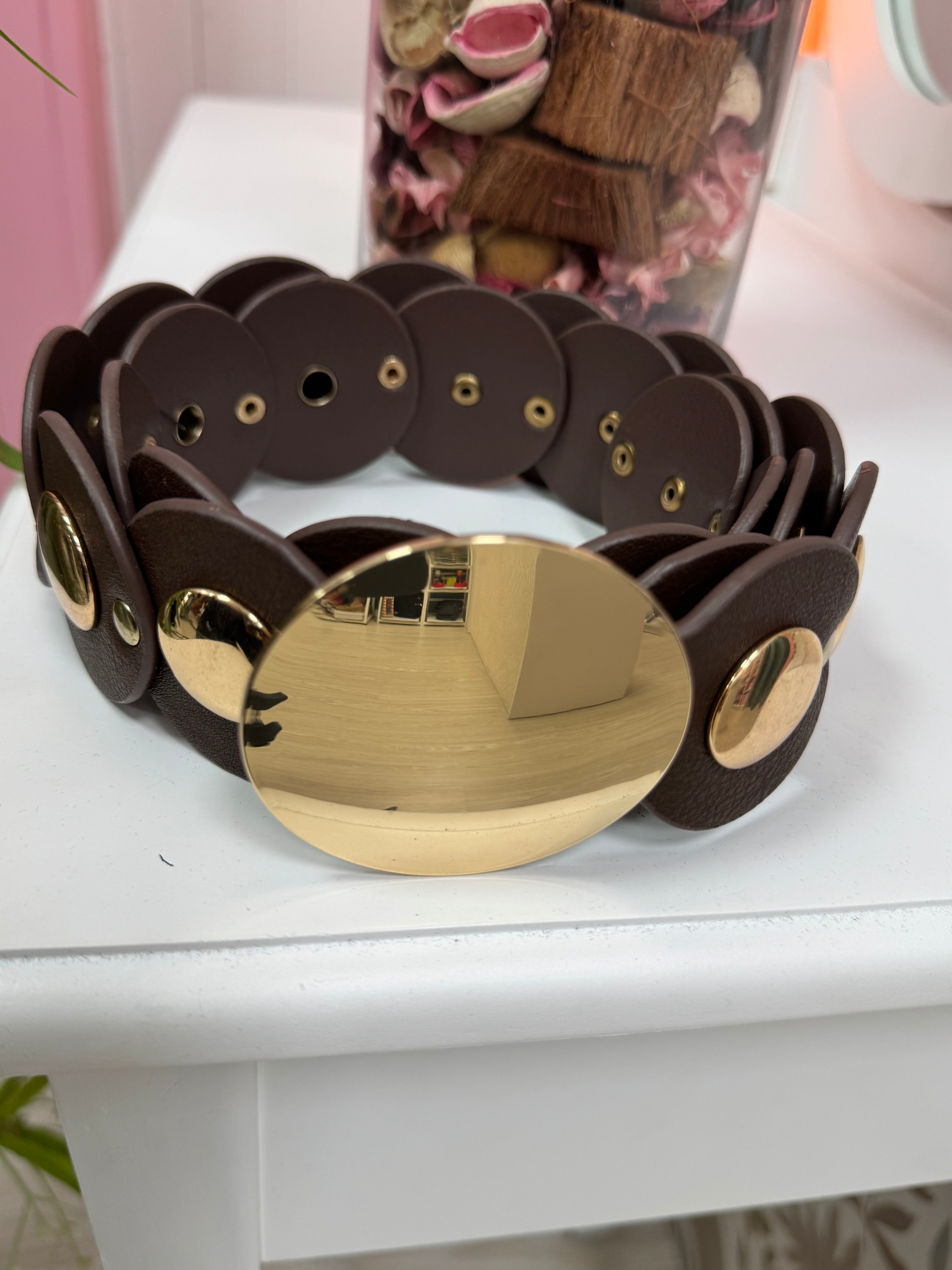 CINTURÓN CÍRCULOS TACHAS GRANDES