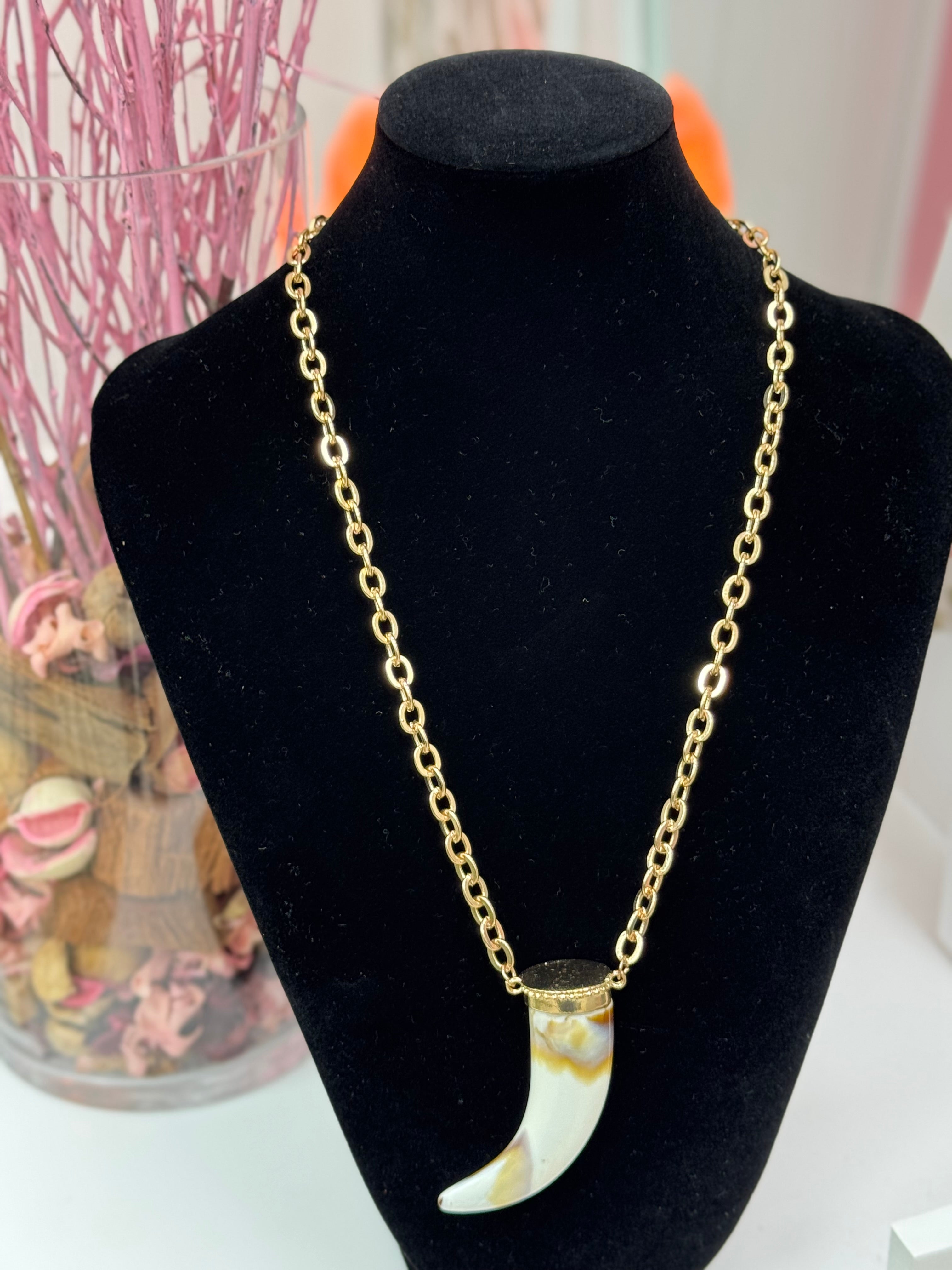 COLLAR CADENA CUERNO