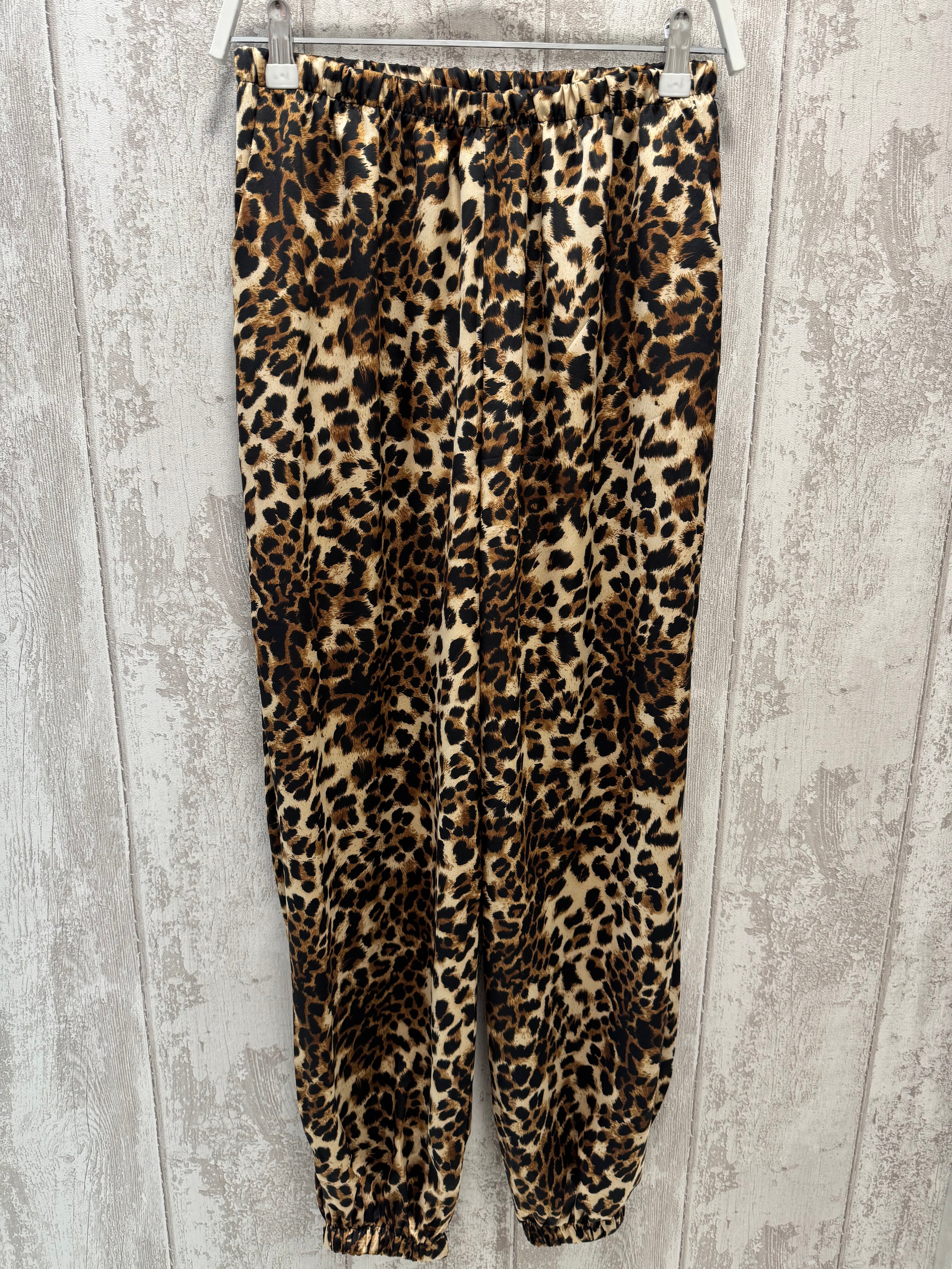 PANTALÓN BOMBACHO SATINADO ANIMAL PRINT