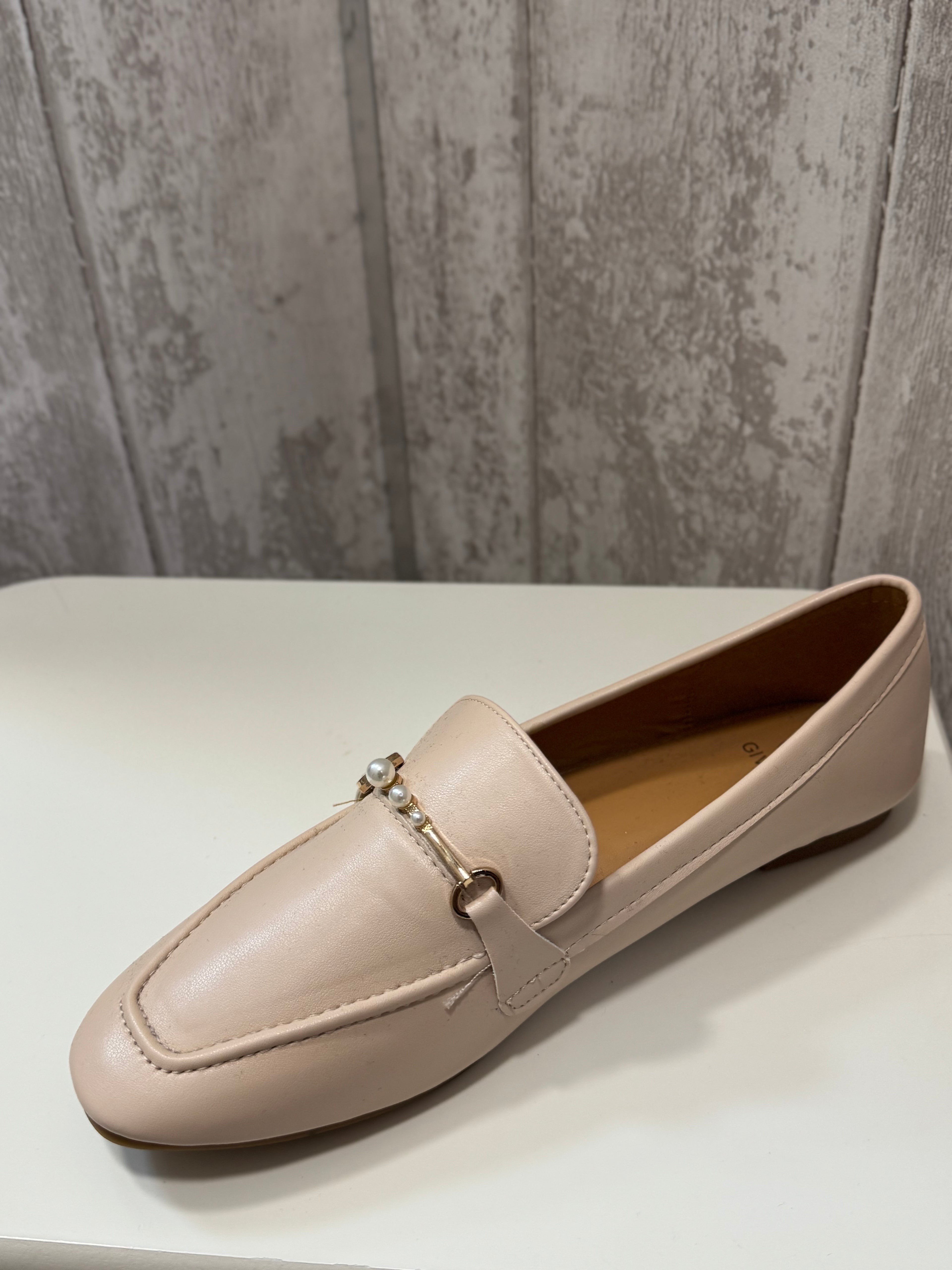 ZAPATO PLANO BEIGE