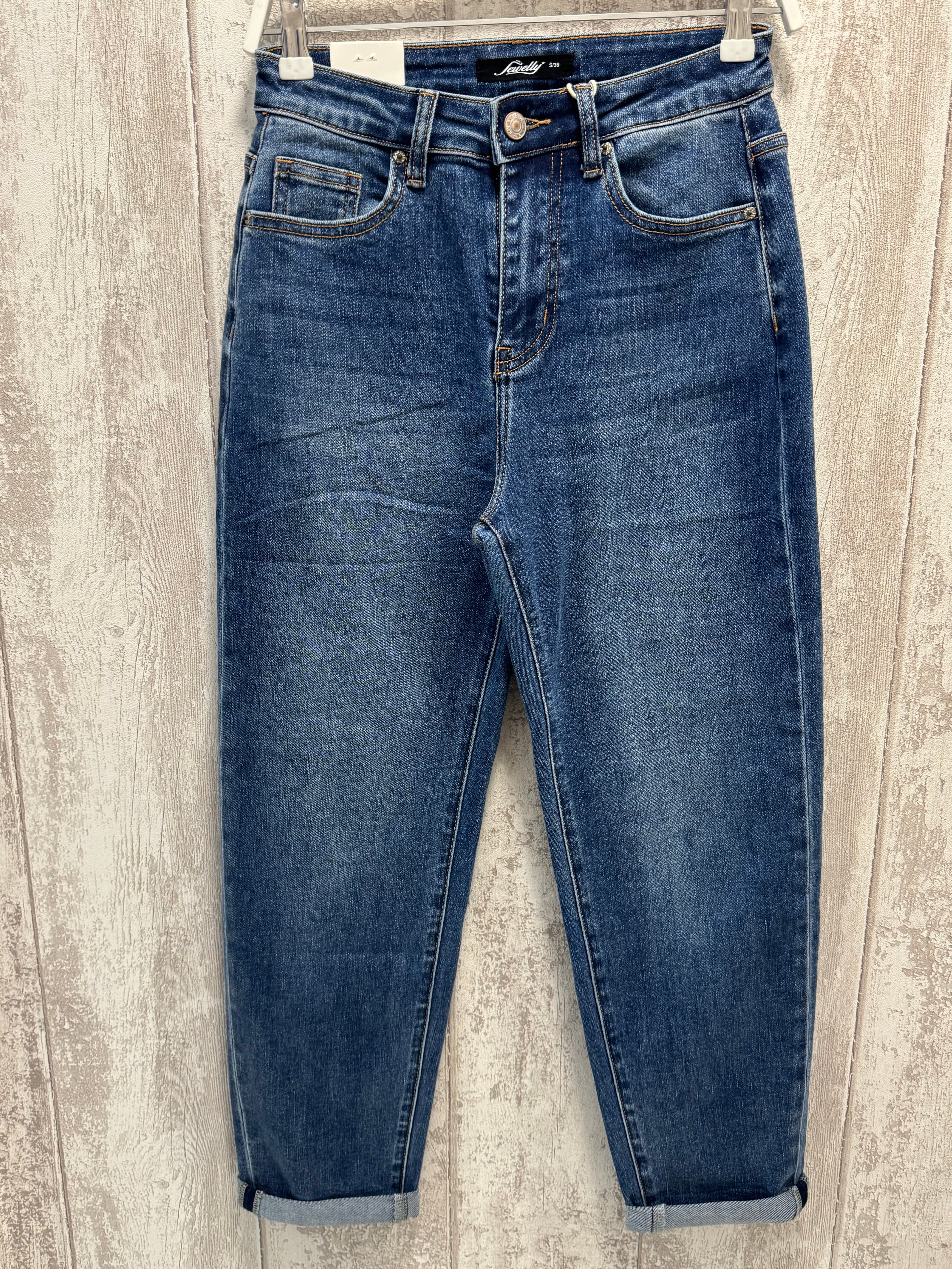 VAQUEROS “MOM FIT”