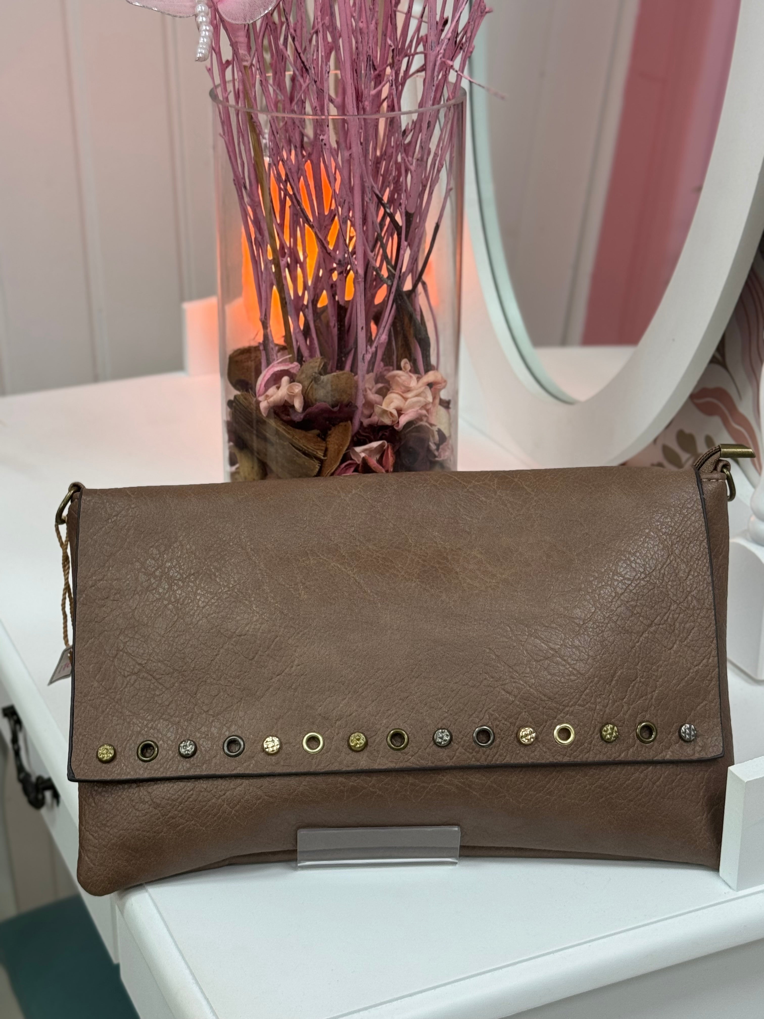 BOLSO TOPO TIPO SOBRE