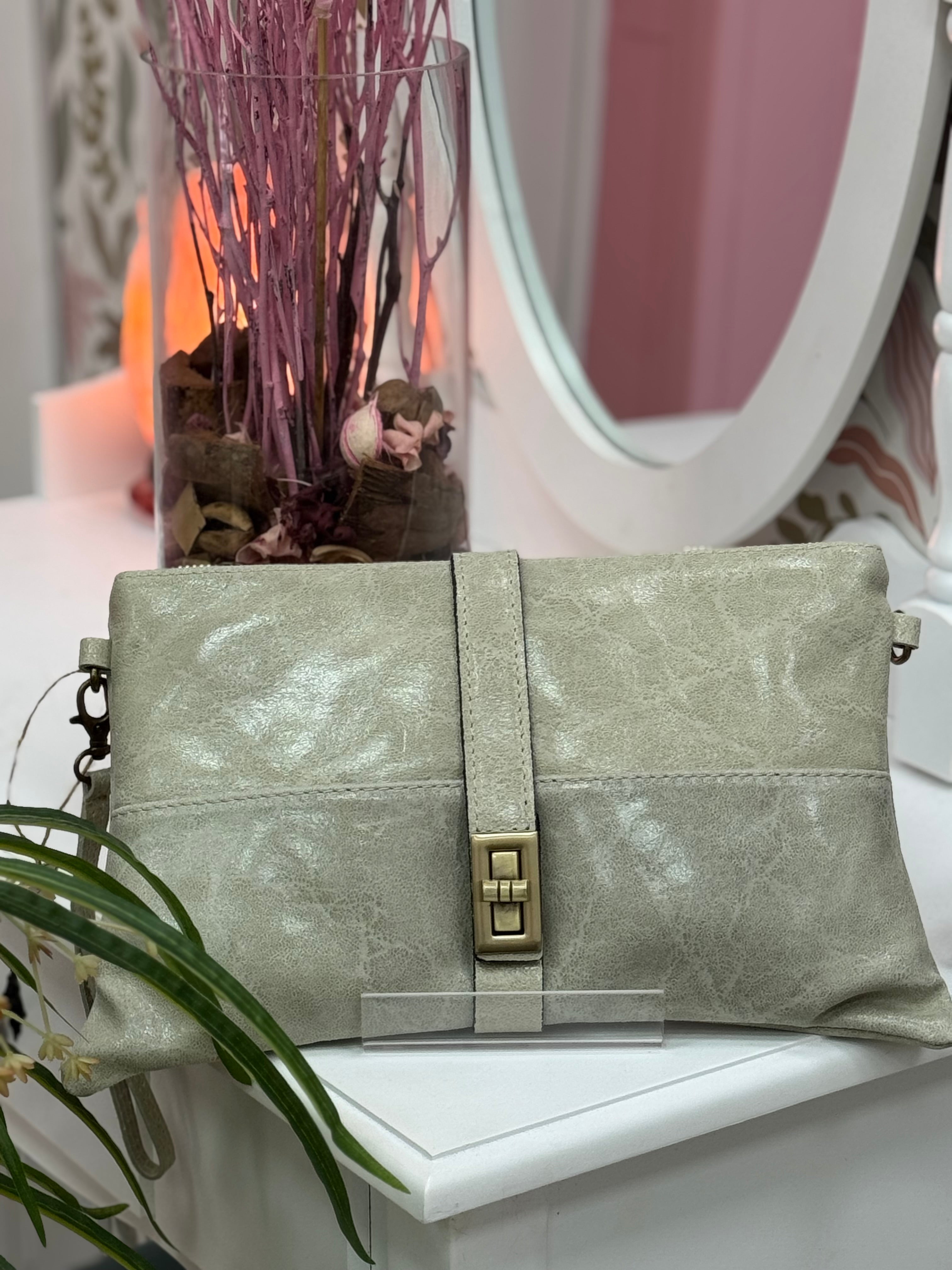 BOLSO PIEL TIPO SOBRE