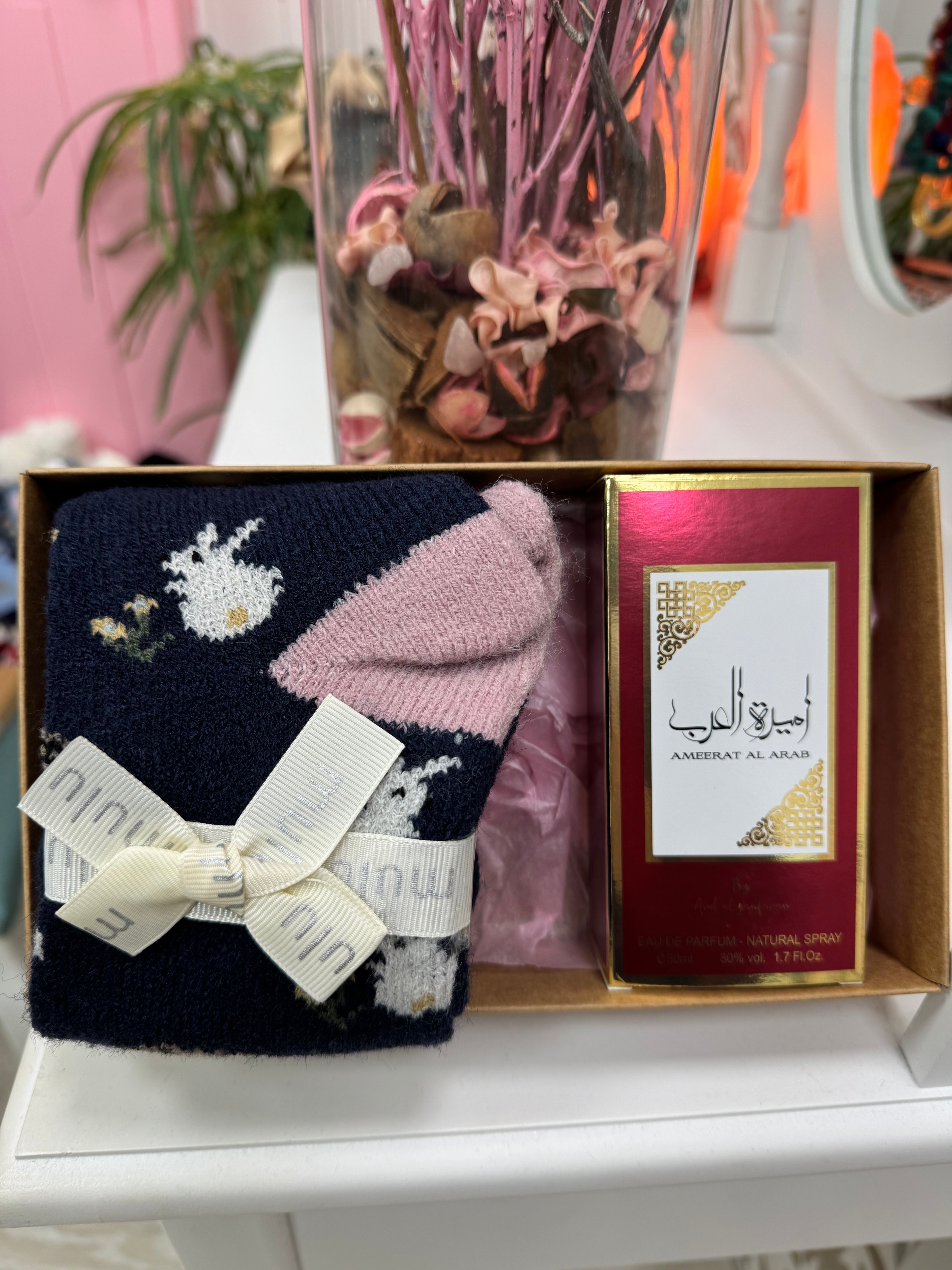 PACK PERFUME AMEERAT AL ARAB + CALCETINES