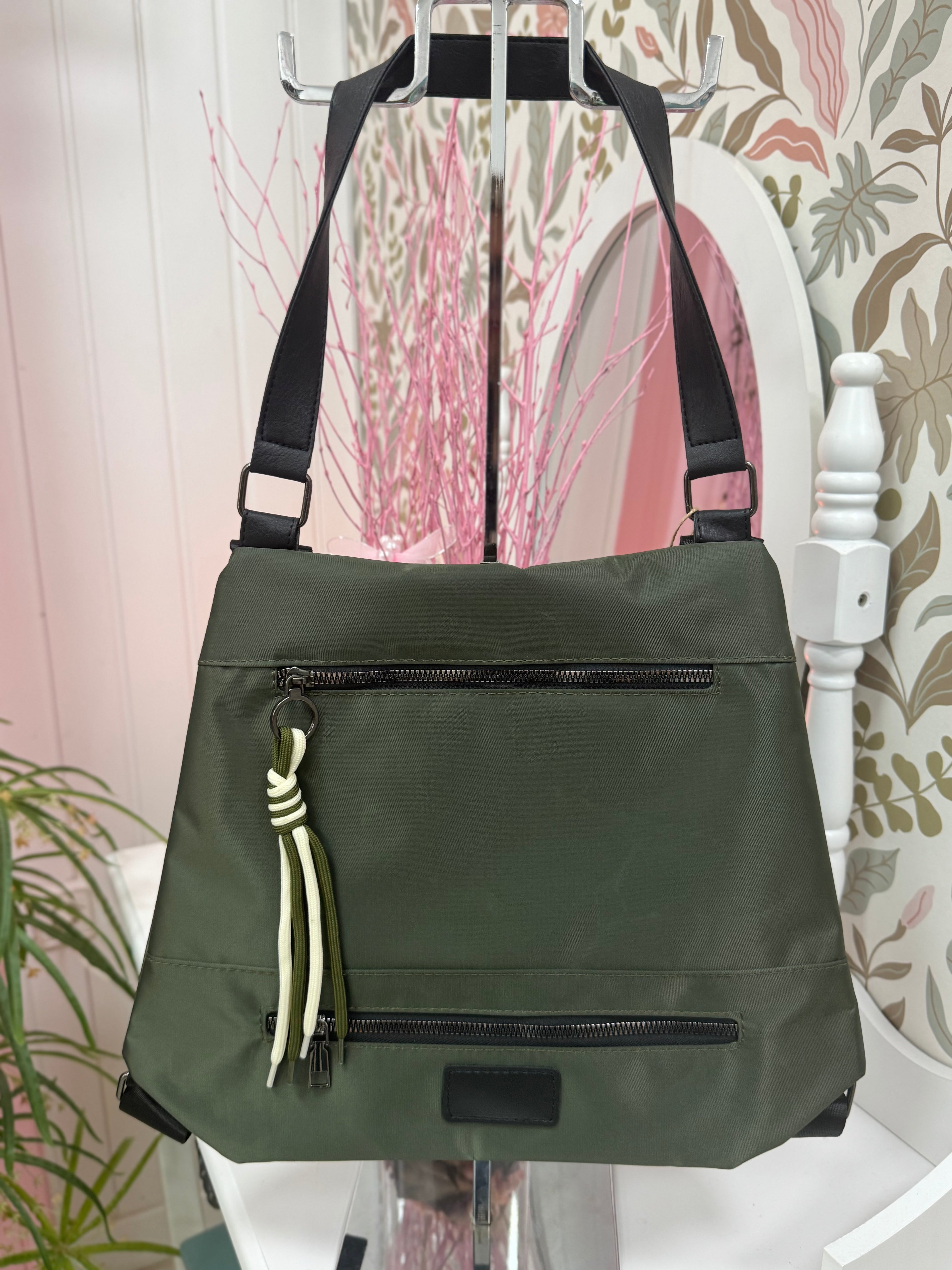 MOCHILAS ANTI ROBO POLIÉSTER