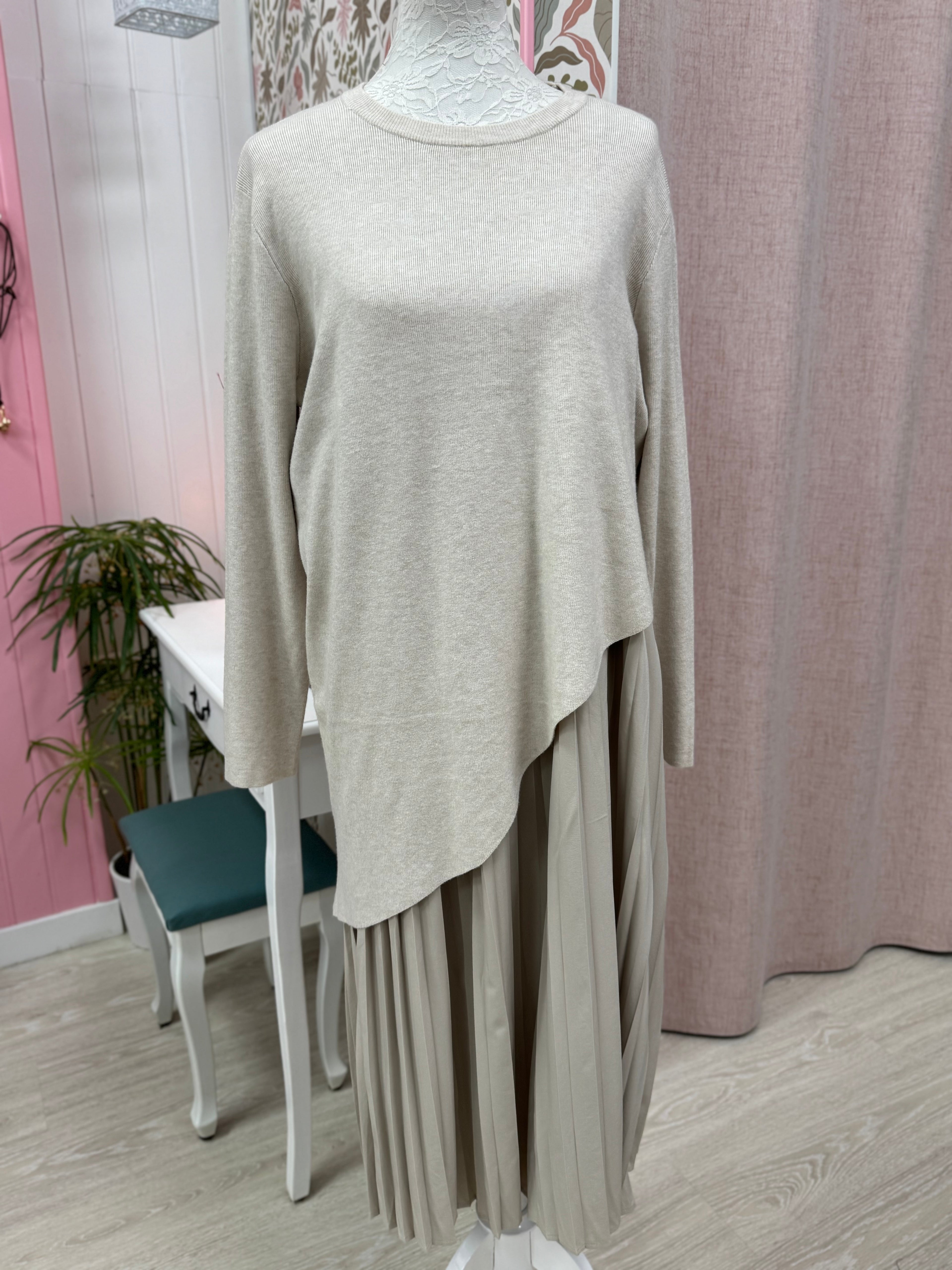 VESTIDO PLISADO+JERSEY BEIGE