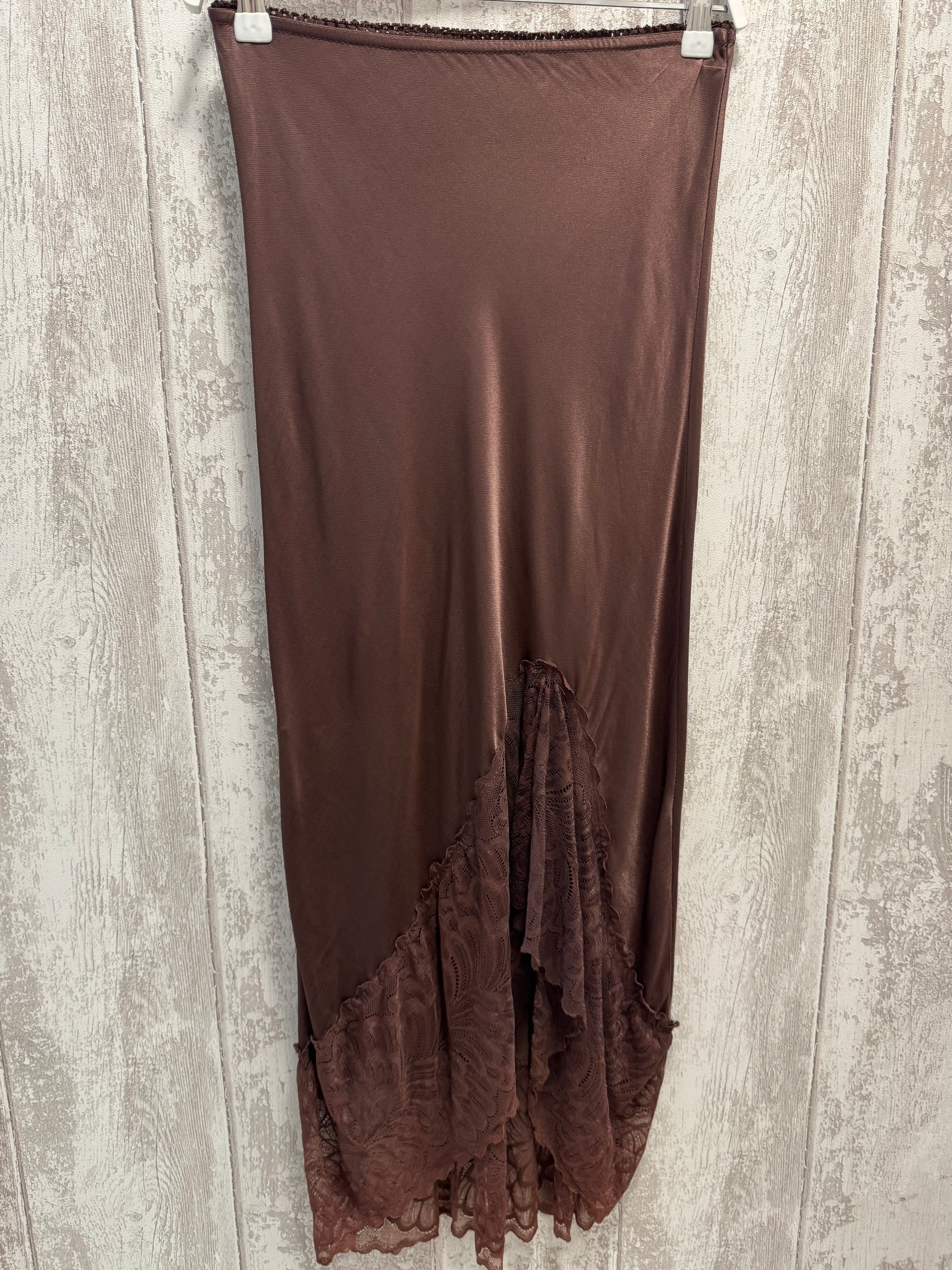 FALDA SATINADA ENCAJE