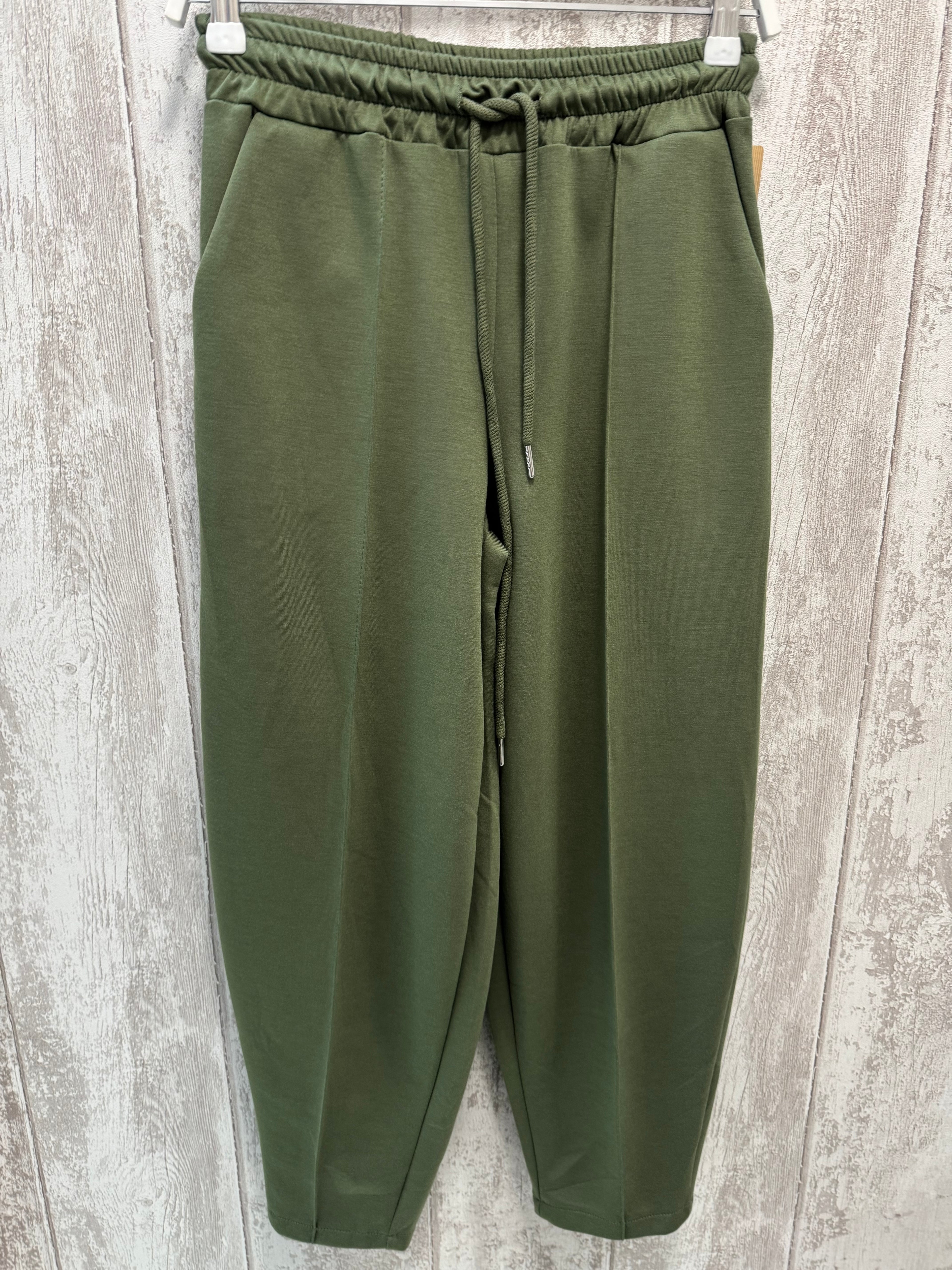 PANTALÓN TIPO CHÁNDAL