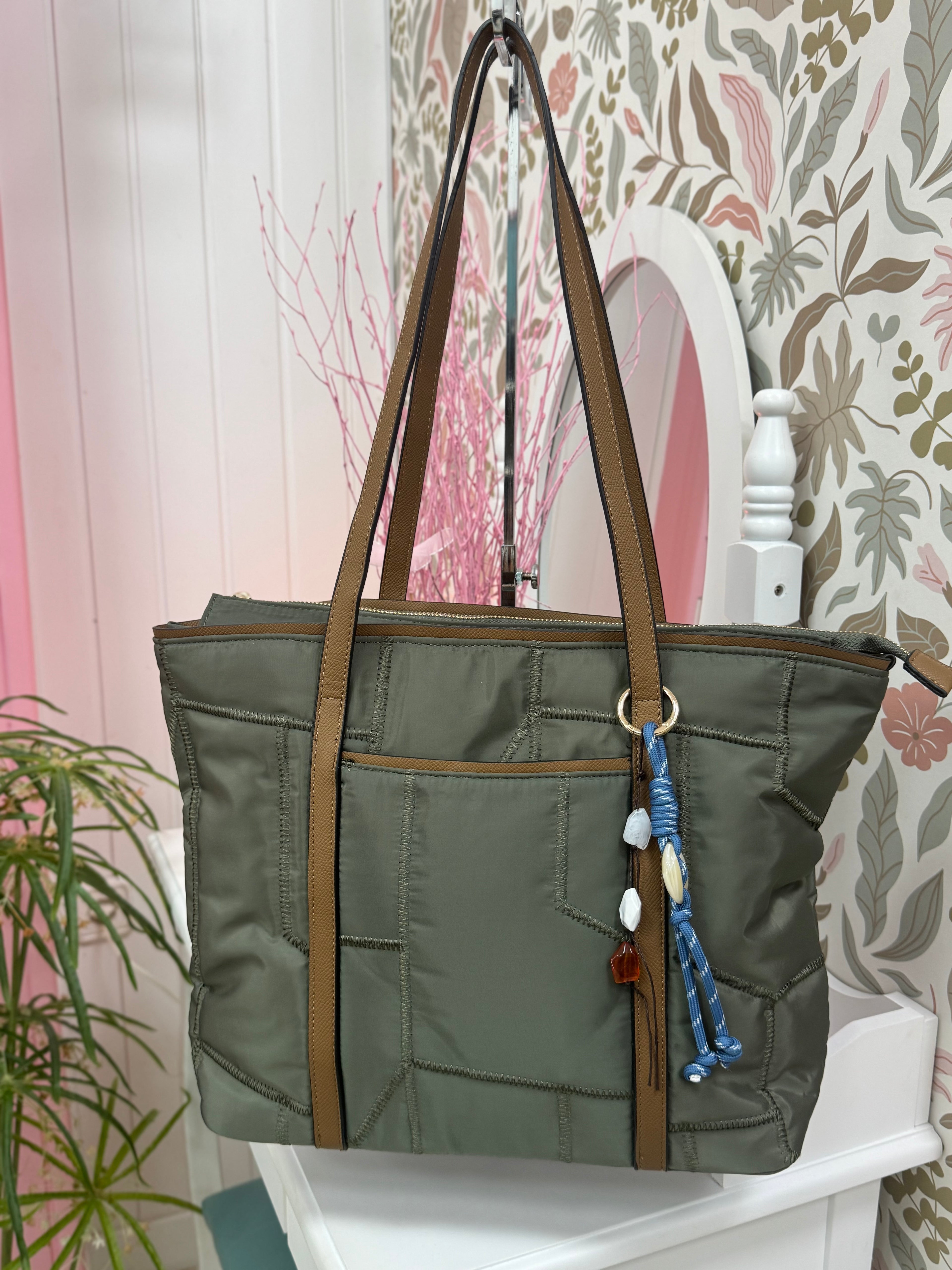 MAXI BOLSO ASAS CAMEL