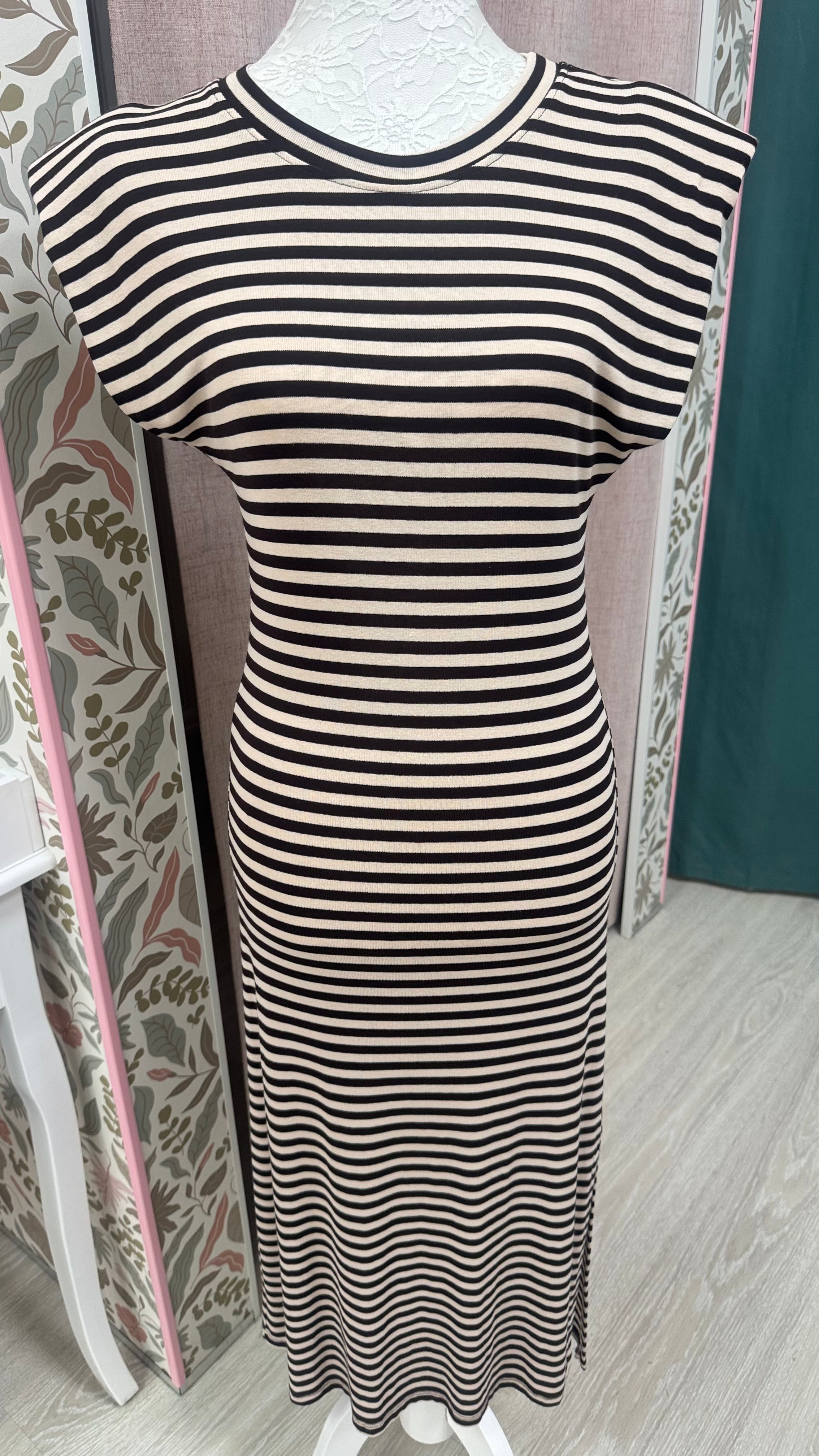 VESTIDO RAYAS HOMBRERAS