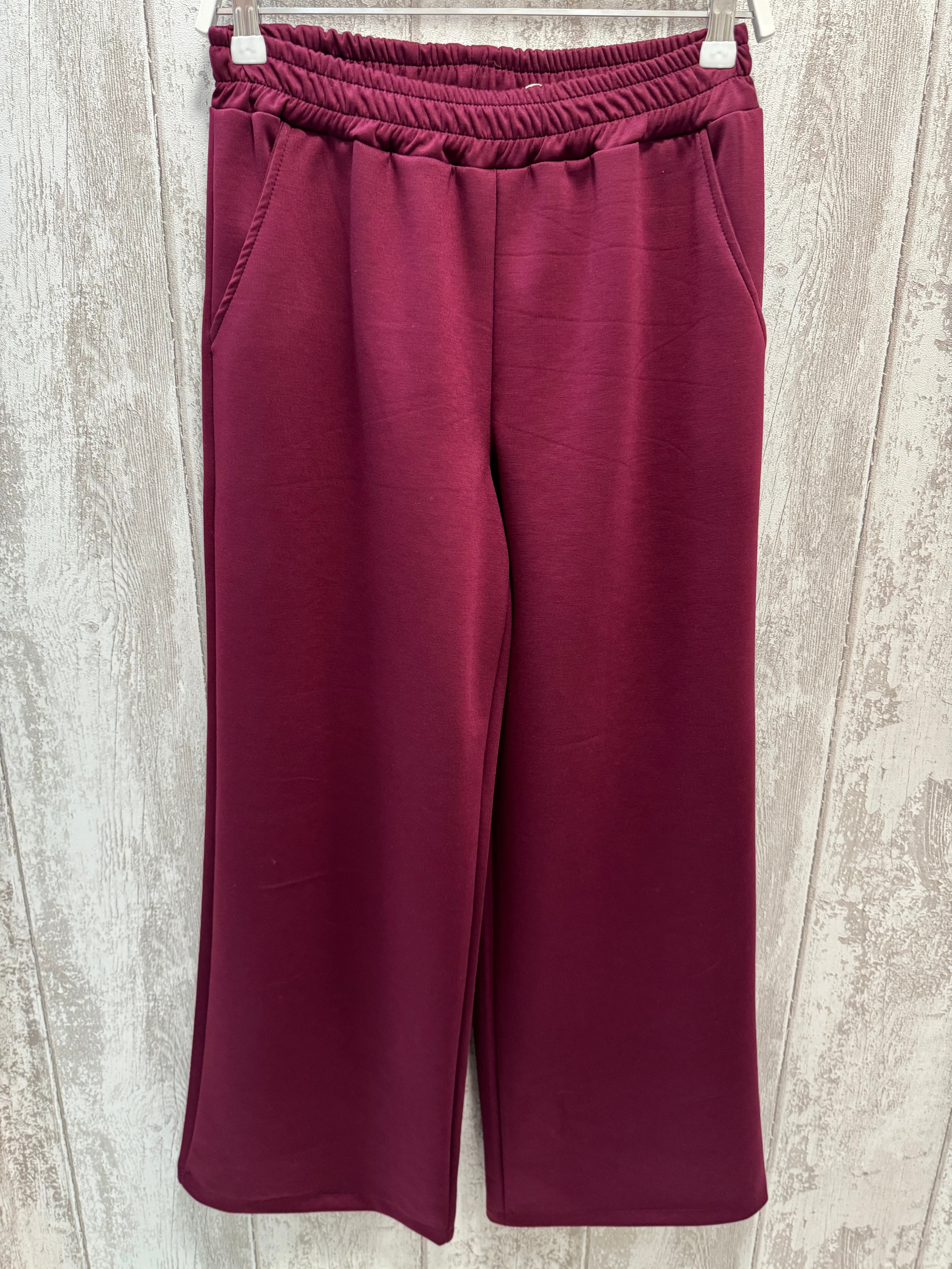 PANTALÓN TIPO CHÁNDAL ANCHO