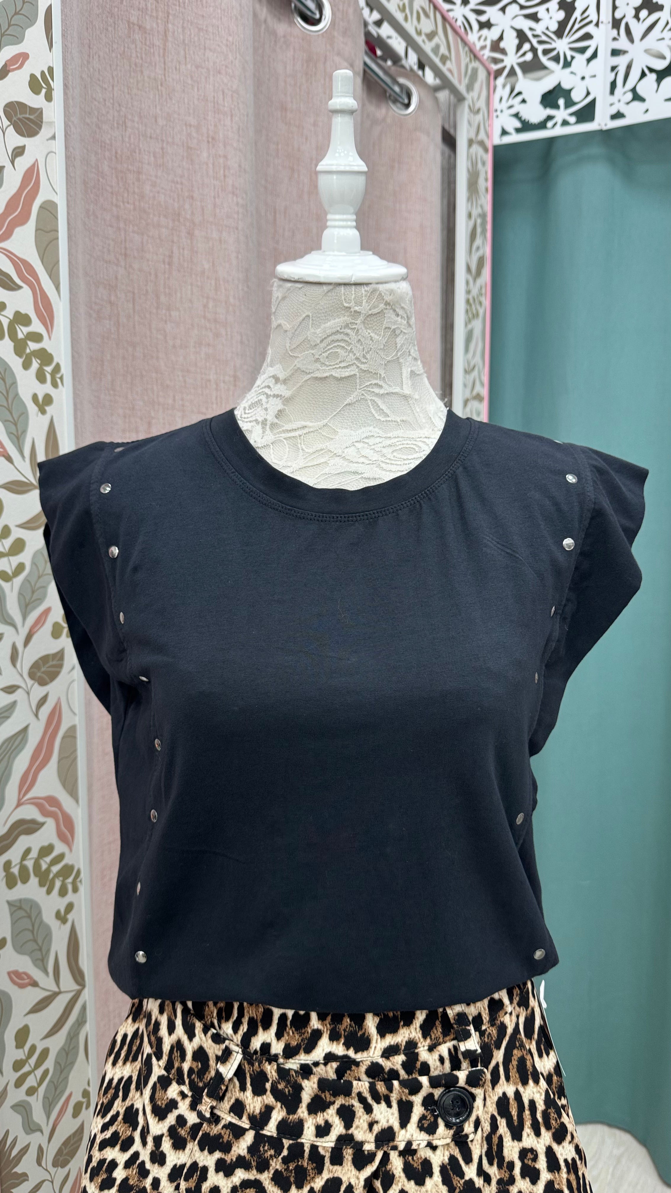 CAMISETA TACHAS PLOMO