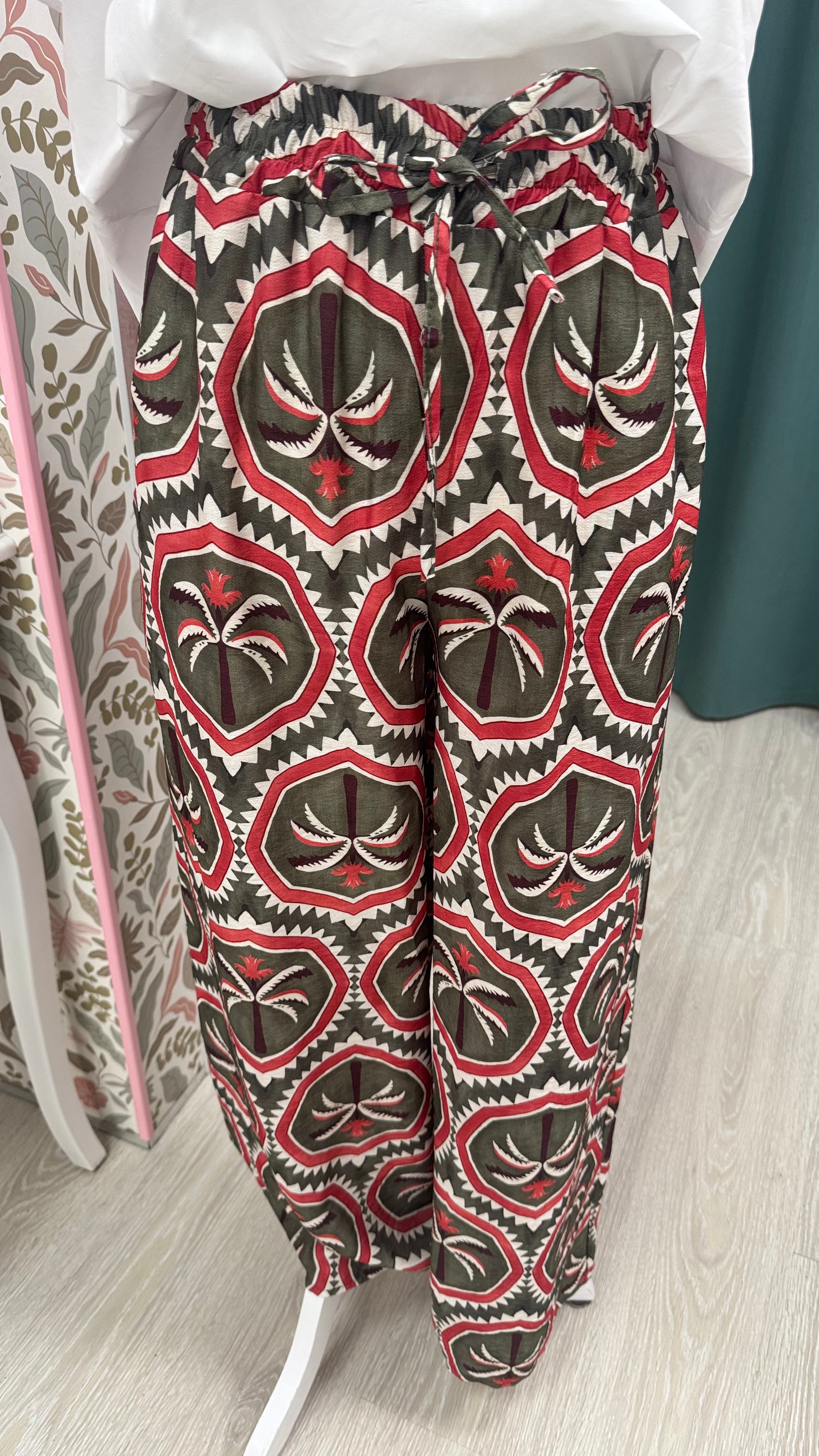 PANTALÓN ESTAMPADO