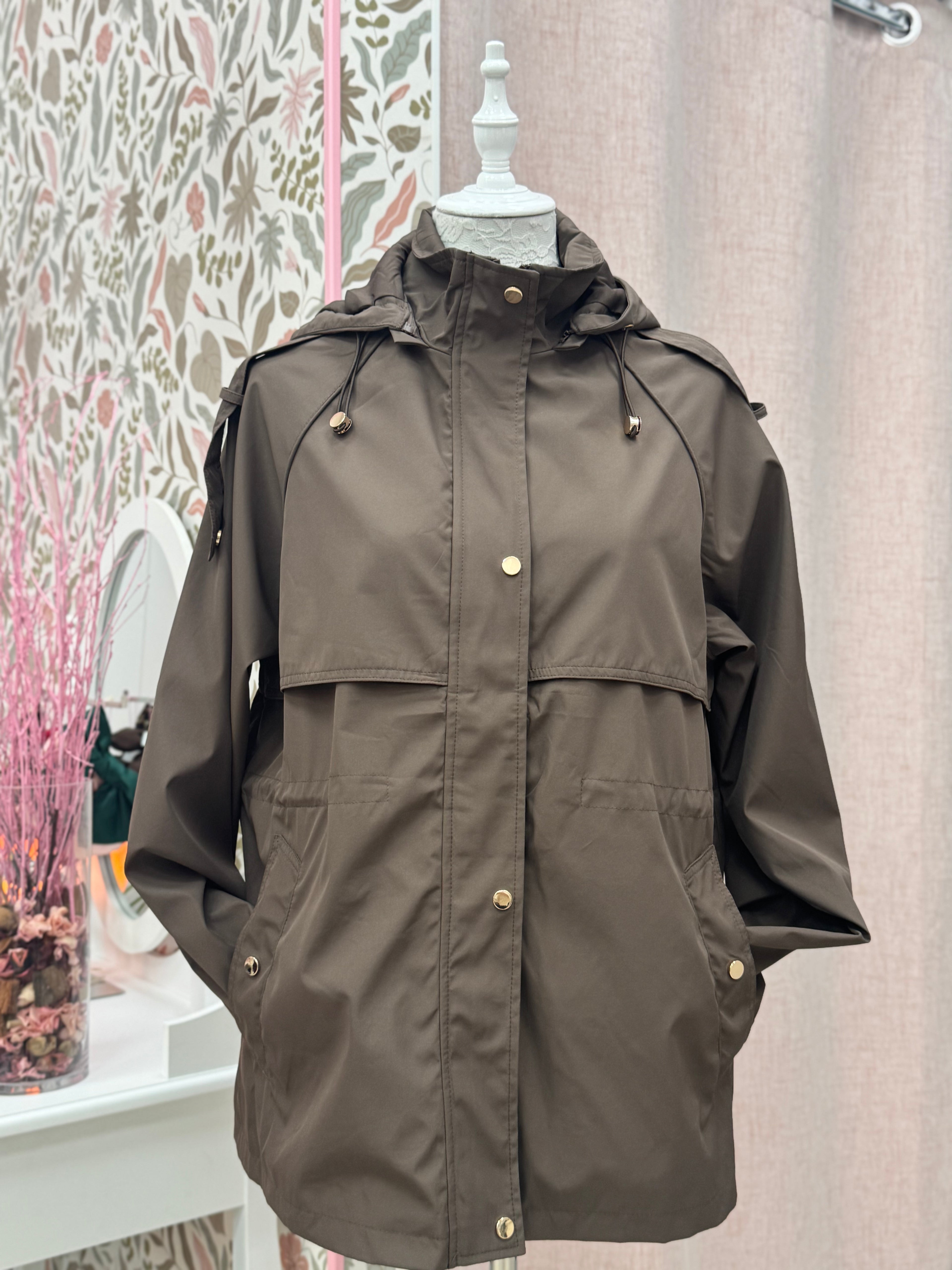 PARKA CHOCOLATE CAPUCHA