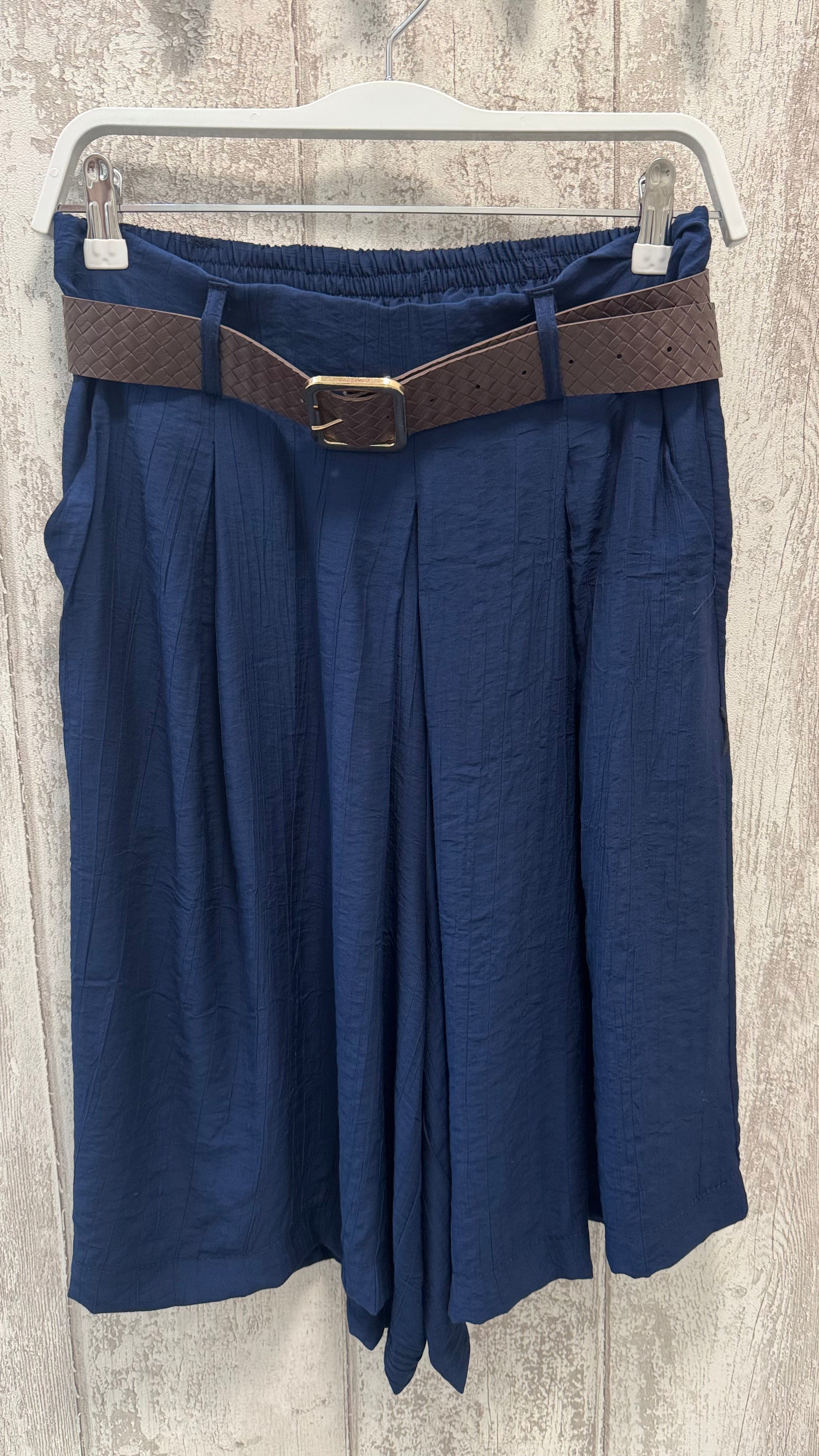 BERMUDAS TEJIDO LIGERO
