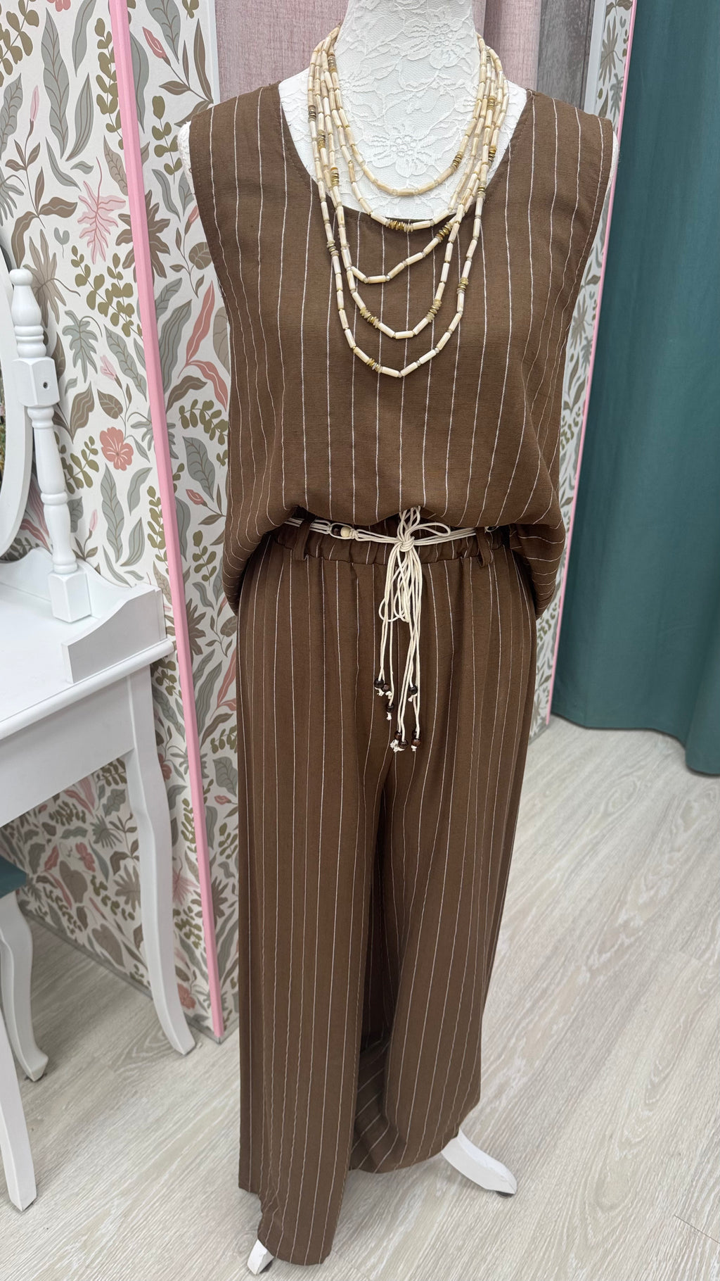 CONJUNTO RAYAS MARRÓN