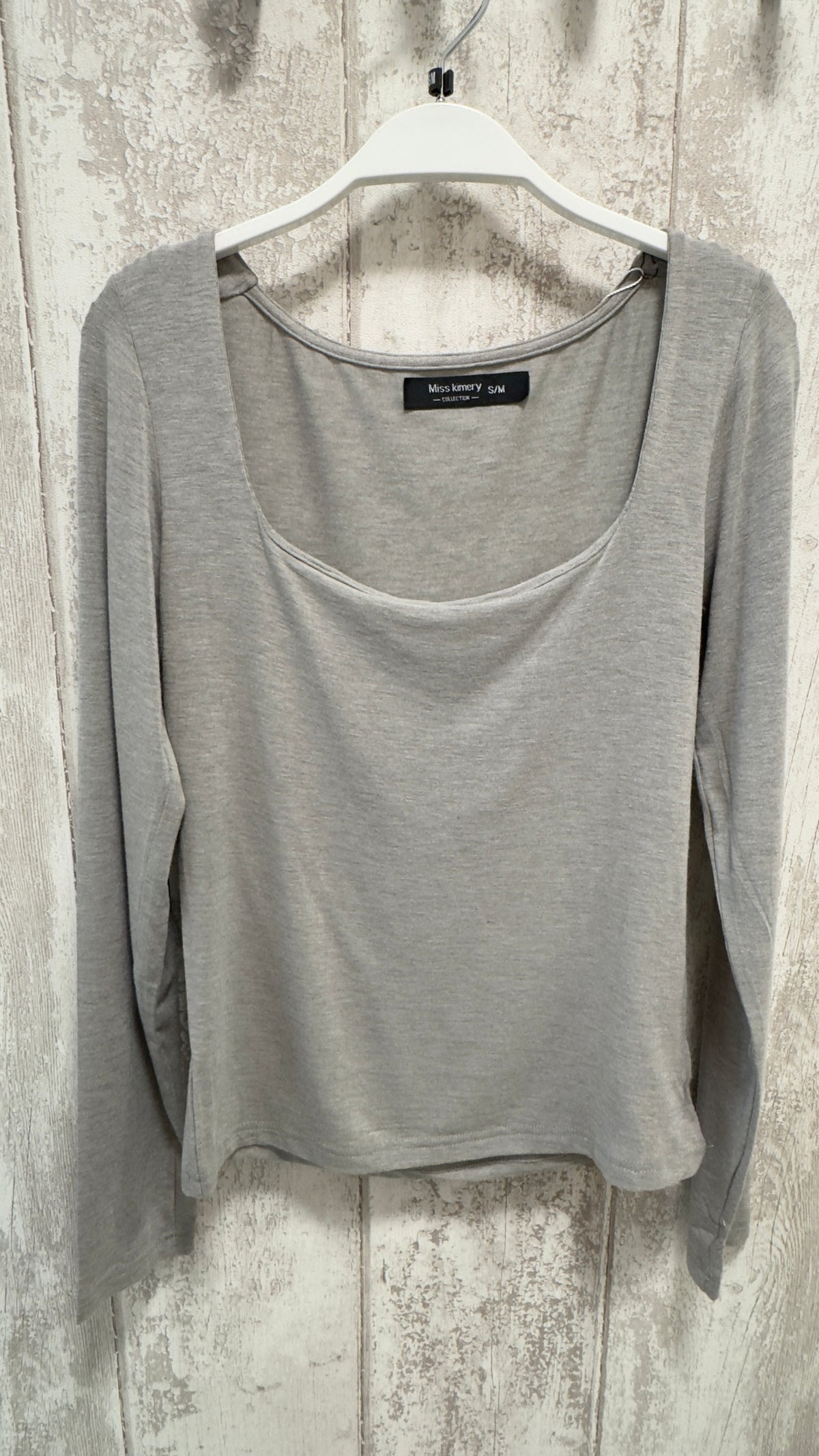 CAMISETA M/L ESCOTE CUADRADO